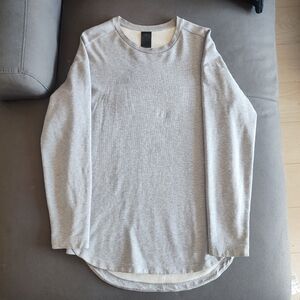 Adidas sweater